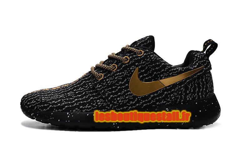 nike roshe run noir