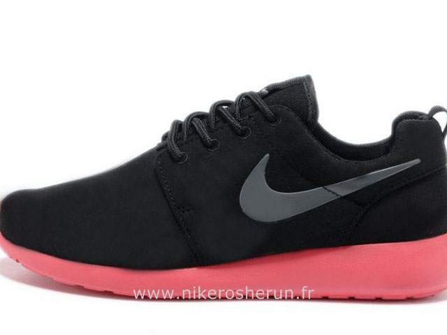 nike roshe run noir