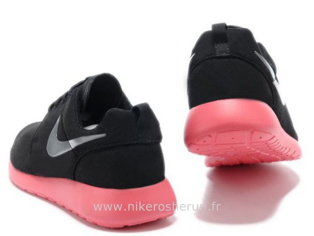 nike roshe run noir