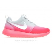 Nike Femme Roshe Run Imprimer Grau-Rose Nike Vente Privee