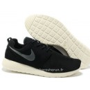 Chaussures Nike Roshe Run Homme Noir Blanc Argent Nike Roshe Run Noir Solde Basket
