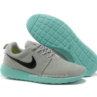 Nike Roshe Run pour Femme Grise Rose Bleu Mesh Nike Roshe Run Soldes Nouvelle Mercurial