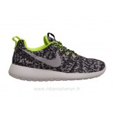 Nike Femmes Roshe run Imprimer Noir-Blanc Roshe Run 2015 Chaussure De Securite
