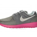 Nike Roshe Run pour Femme Grise Rose Blanc Mesh Roshe Run Femme Chaussures Futsal