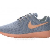 Chaussures Nike Roshe Run 2013 Femme Gray ClairRose Roshe Run Femme Crampon Mercurial