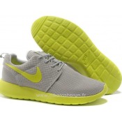 Chaussures Nike Roshe Run Mesh Couple Femme Coal Roshe Run Mesh Recrutement France