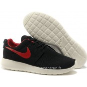 Chaussures Nike Roshe Run Homme Noir Blanc Rouge Roshe Run Solde Basket