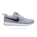 Nike Roshe Run Mid Chaussure pour Femme Marine Roshe Run Rose Boutique